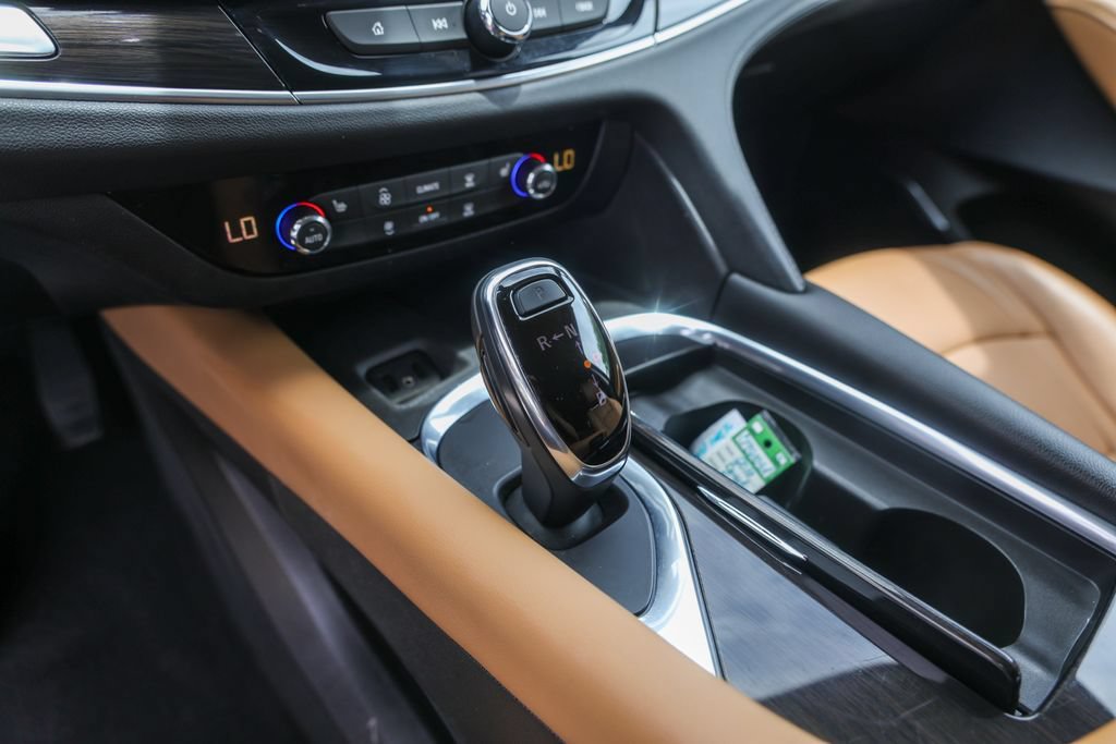 Used 2019 Buick Enclave Essence FWD image 20