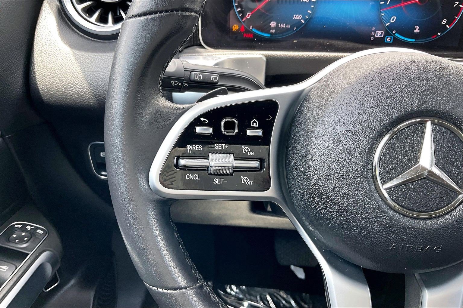 Used 2021 Mercedes-Benz GLB 250 image 23