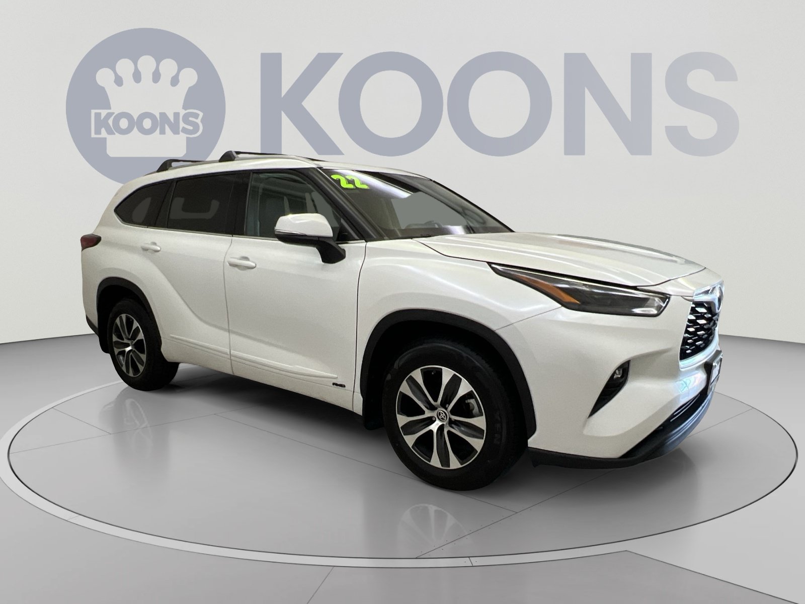 Used 2022 Toyota Highlander XLE AWD/4WD image 10
