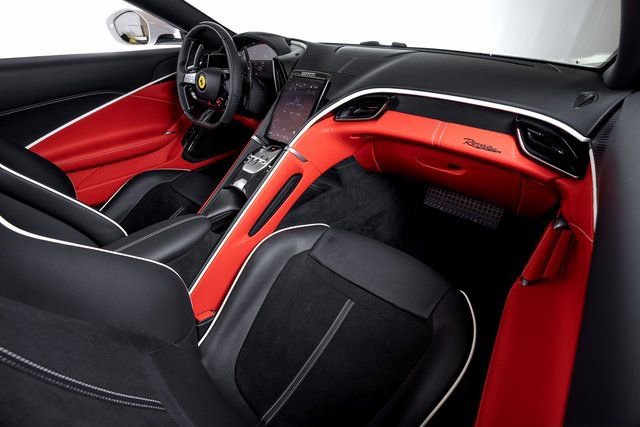 Certified 2025 Ferrari Roma Spider RWD image 49