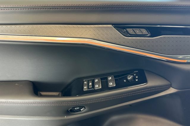 New 2025 Jeep Wagoneer S Limited AWD/4WD image 15