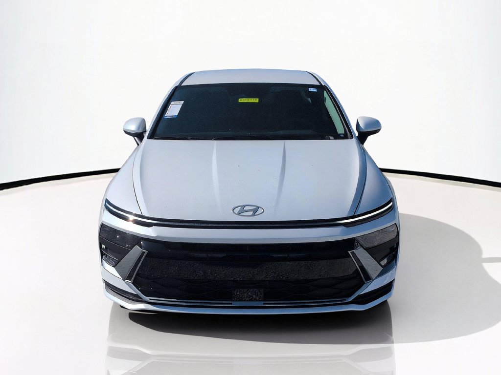 New 2027 Hyundai Sonata SE FWD image 3