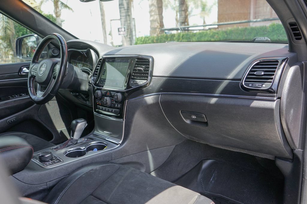 Used 2020 Jeep Grand Cherokee Trailhawk AWD/4WD image 38
