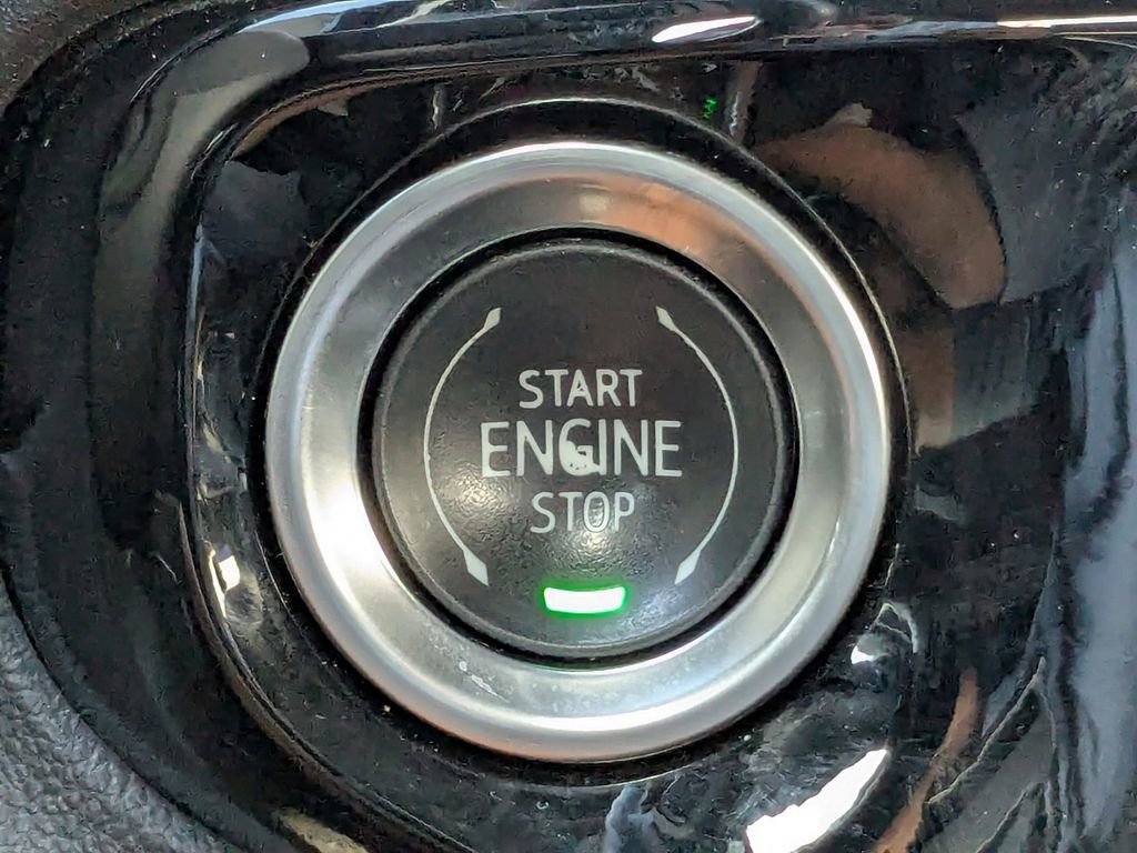 Used 2025 Chevrolet Silverado 1500 LT image 30