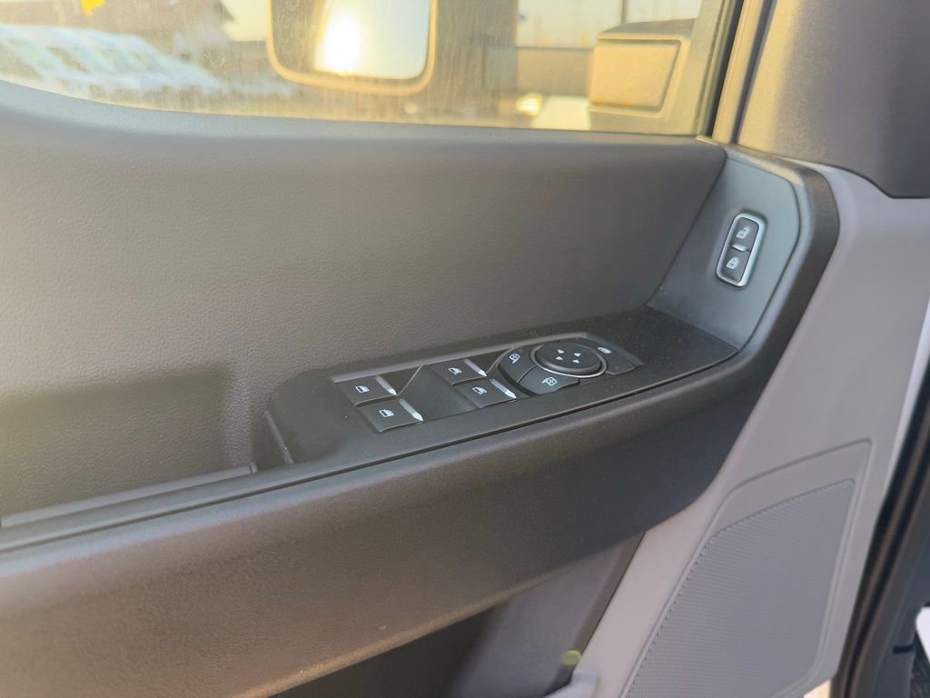 New 2025 Ford F450 XL w/ XL Chrome Package image 26
