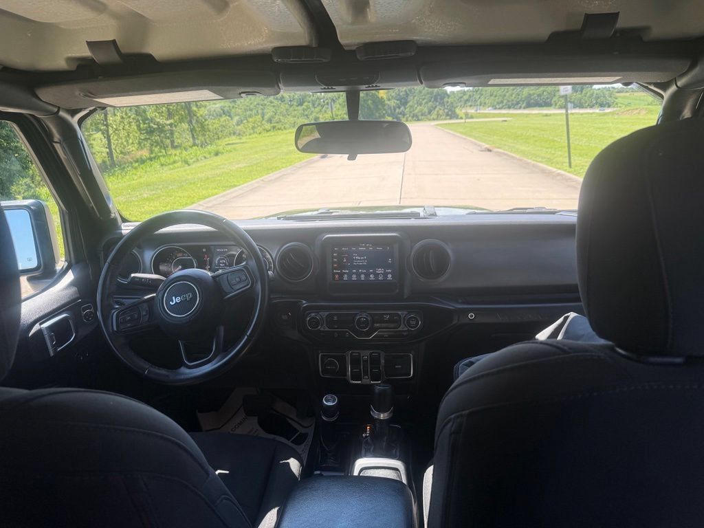 Used 2022 Jeep Wrangler Unlimited Sport AWD/4WD image 17