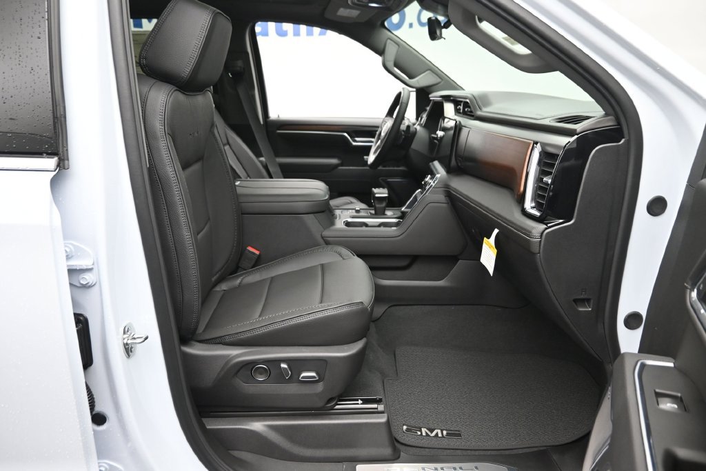 New 2026 GMC Sierra 1500 Denali AWD/4WD image 9