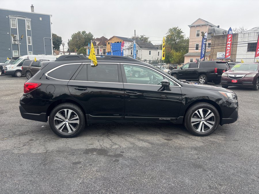 Used 2019 Subaru Outback 2.5i Limited AWD/4WD image 8