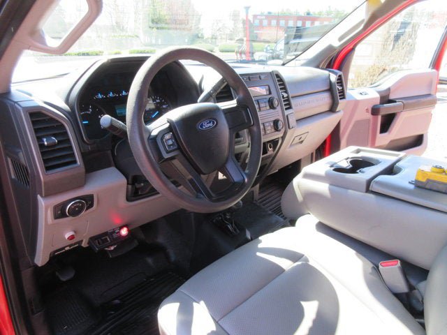 Used 2017 Ford F550 4x4 Regular Cab Super Duty image 13
