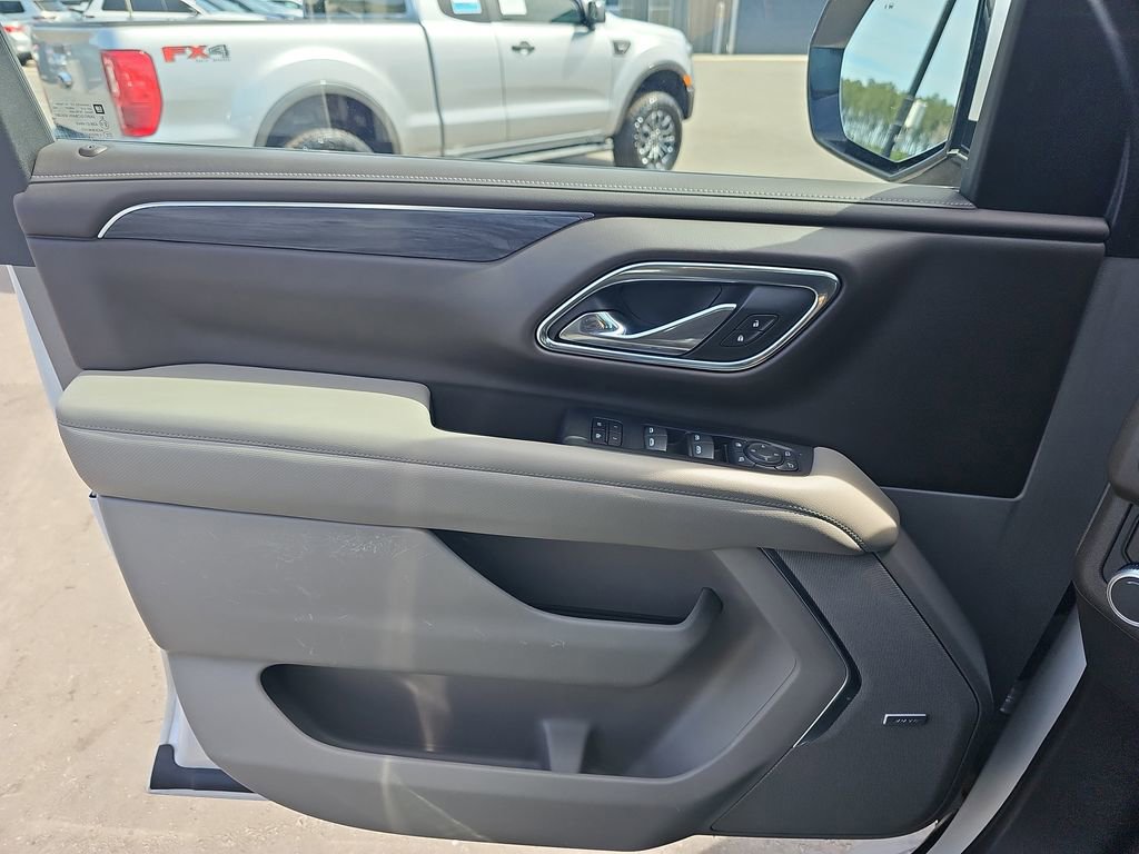 Used 2021 GMC Yukon SLT w/ SLT Luxury Plus Package image 32