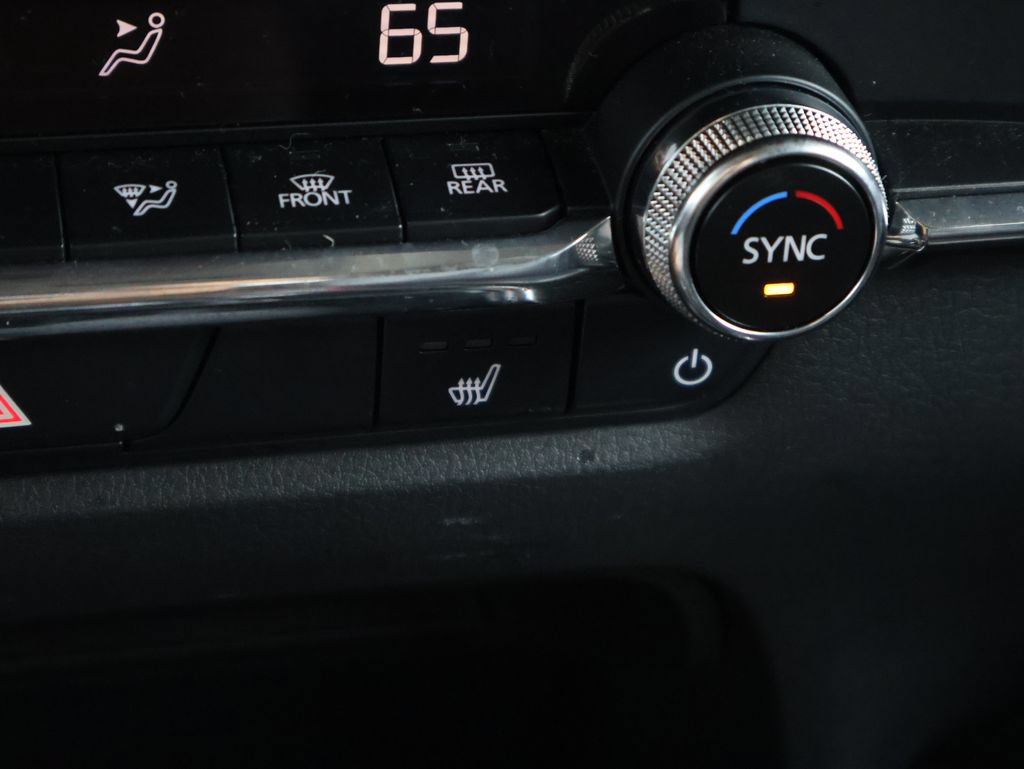 Used 2024 MAZDA CX-30 AWD 2.5 S w/ Premium Package image 23