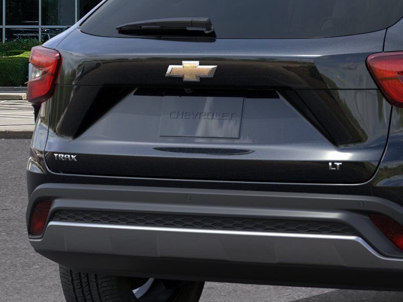 New 2026 Chevrolet Trax LT w/ Driver Confidence Package FWD image 14