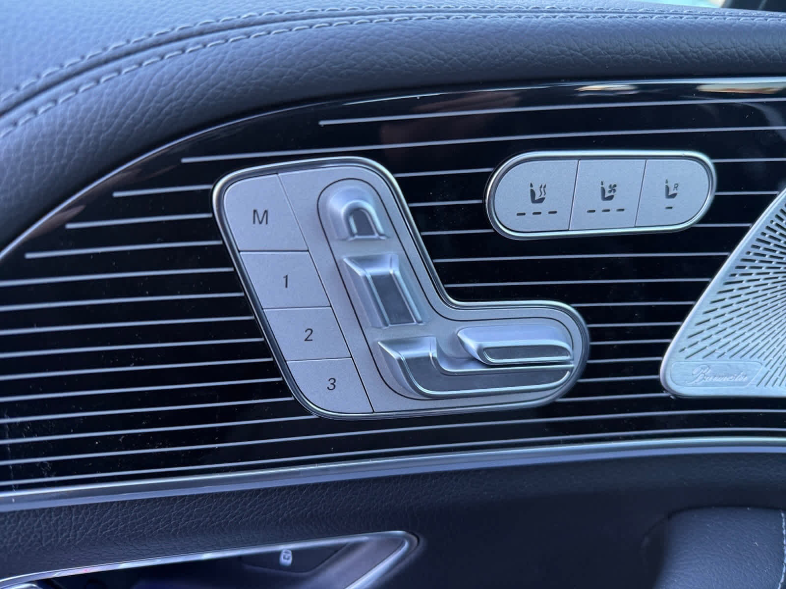 New 2025 Mercedes-Benz GLS 580 4MATIC image 23