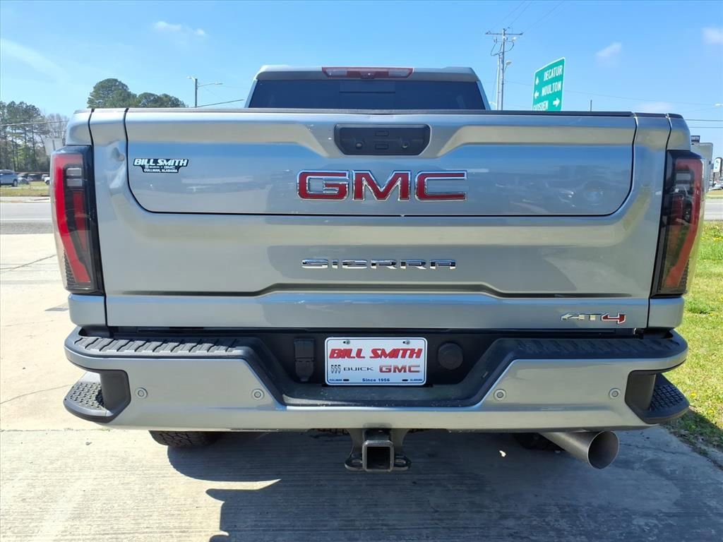 Used 2024 GMC Sierra 3500 AT4 w/ AT4 Premium Plus Package image 6