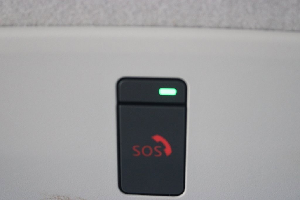 Used 2024 Nissan Kicks SR w/ SR Premium Package image 19