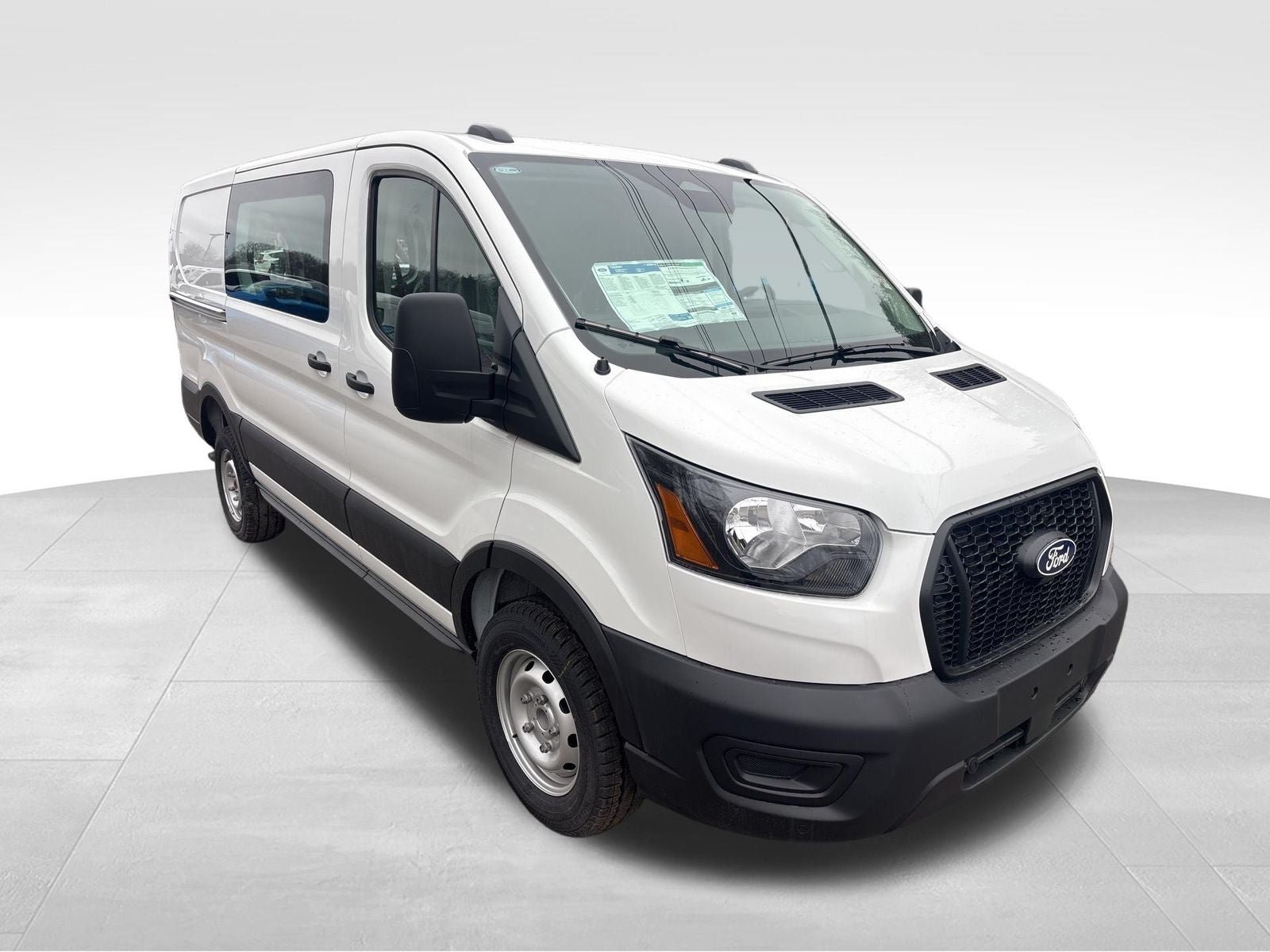 New 2026 Ford Transit 250 Low Roof w/ Load Area Protection Package RWD image 8