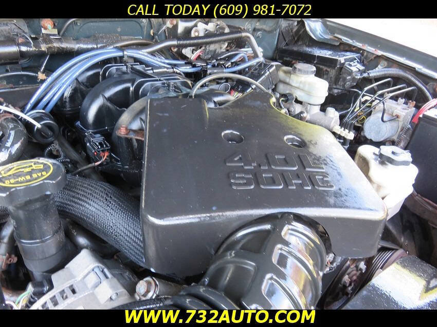 Used 2005 Ford Ranger XLT AWD/4WD image 13