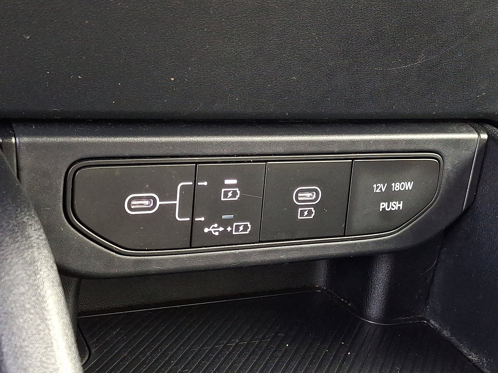 Certified 2025 Kia K4 FWD image 25