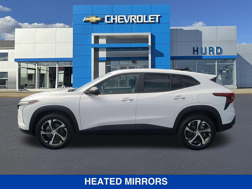 New 2026 Chevrolet Trax RS w/ Sunroof Package FWD image 8