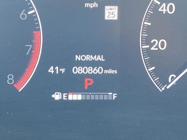 Used 2023 Honda CR-V EX image 6