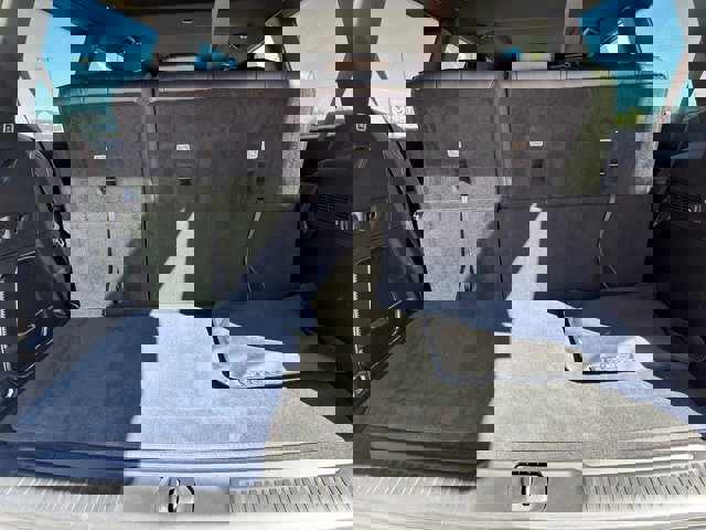 New 2024 Jeep Wagoneer 2WD w/ Premium Group I image 25