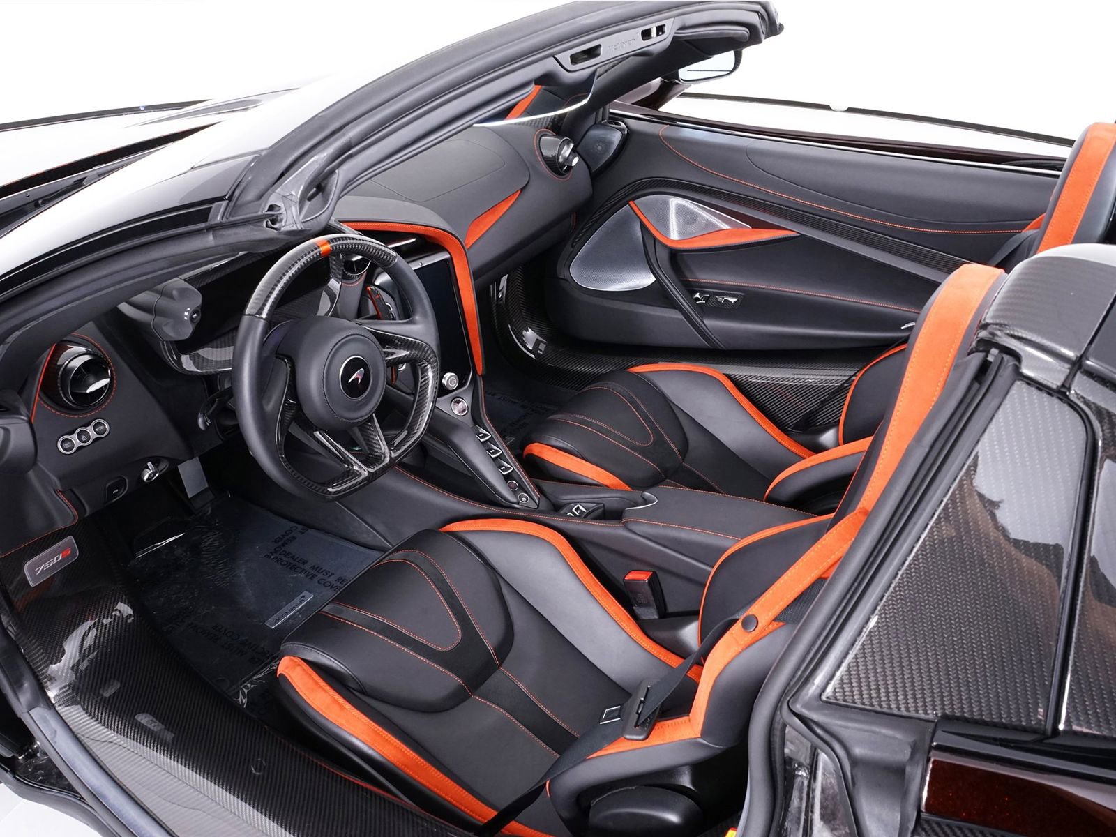 Used 2024 McLaren 750S Spider RWD image 27