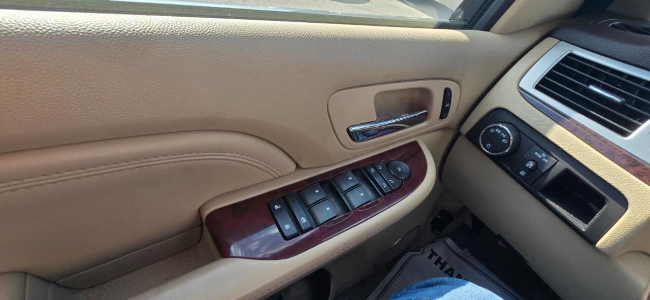 Used 2009 Cadillac Escalade ESV AWD image 51