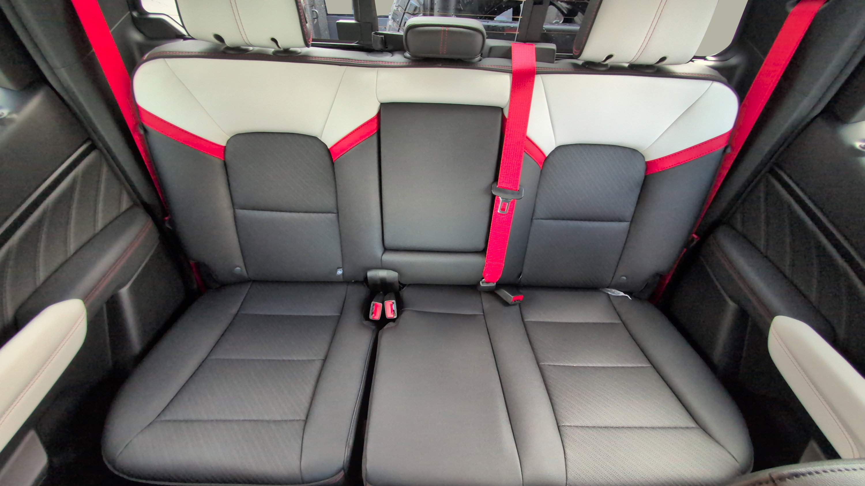 New 2026 GMC Canyon AT4X w/ AT4X AEV Edition image 14