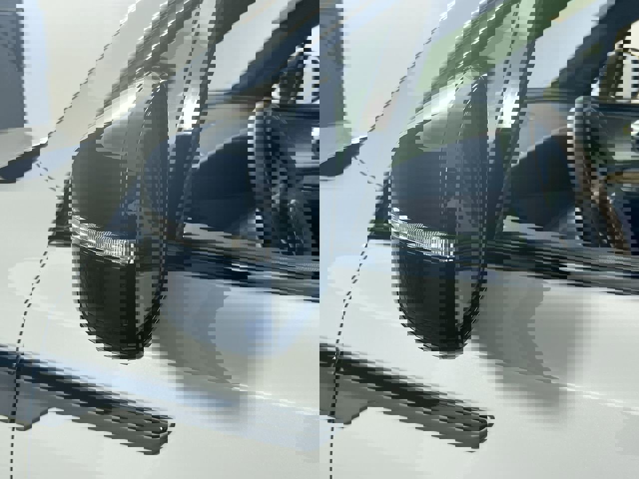 New 2026 Kia Sorento SX Prestige w/ Olive Brown Leather Package image 12