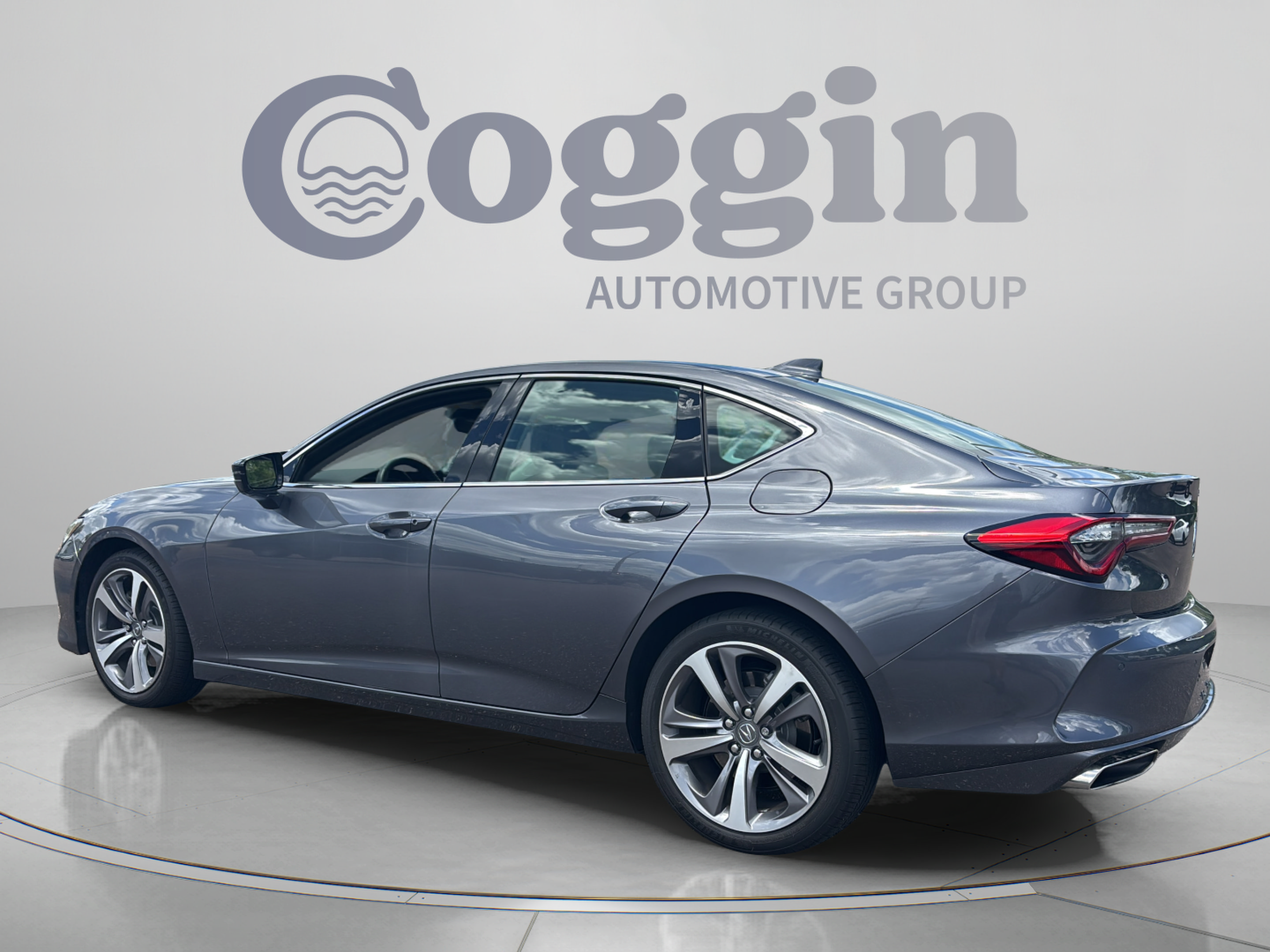 Used 2023 Acura TLX w/ Advance Package AWD/4WD image 3