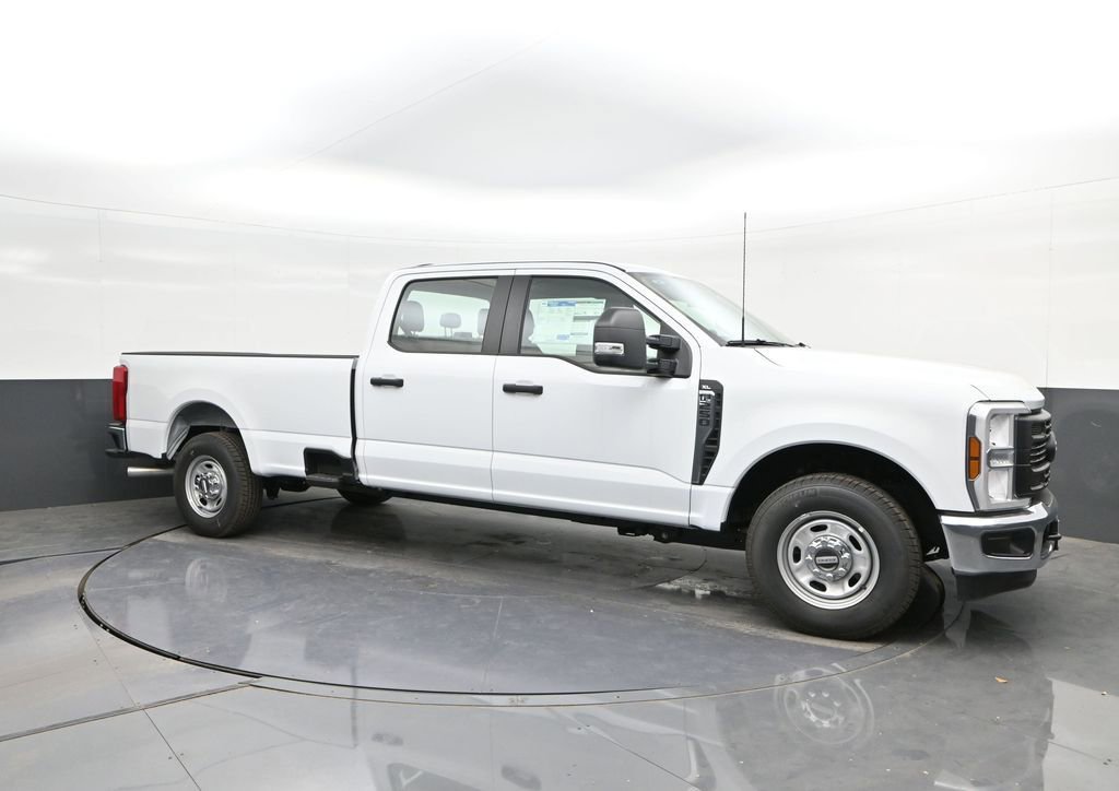 New 2026 Ford F250 XL w/ XL Chrome Package RWD image 13