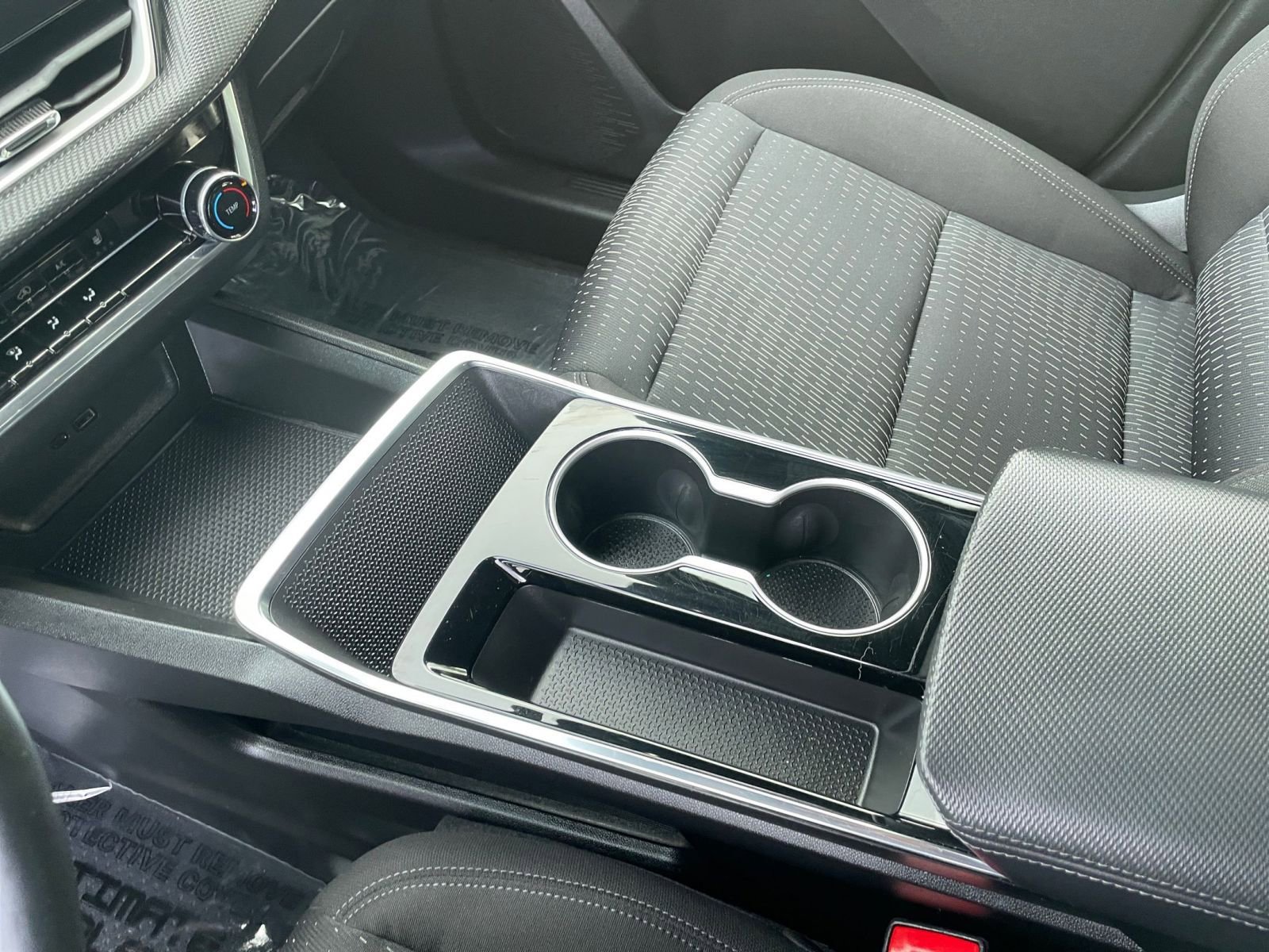 Used 2025 Chevrolet Equinox LT image 41