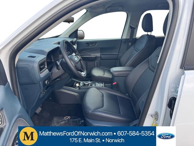 New 2025 Ford Maverick Lariat w/ Black Appearance Package image 9
