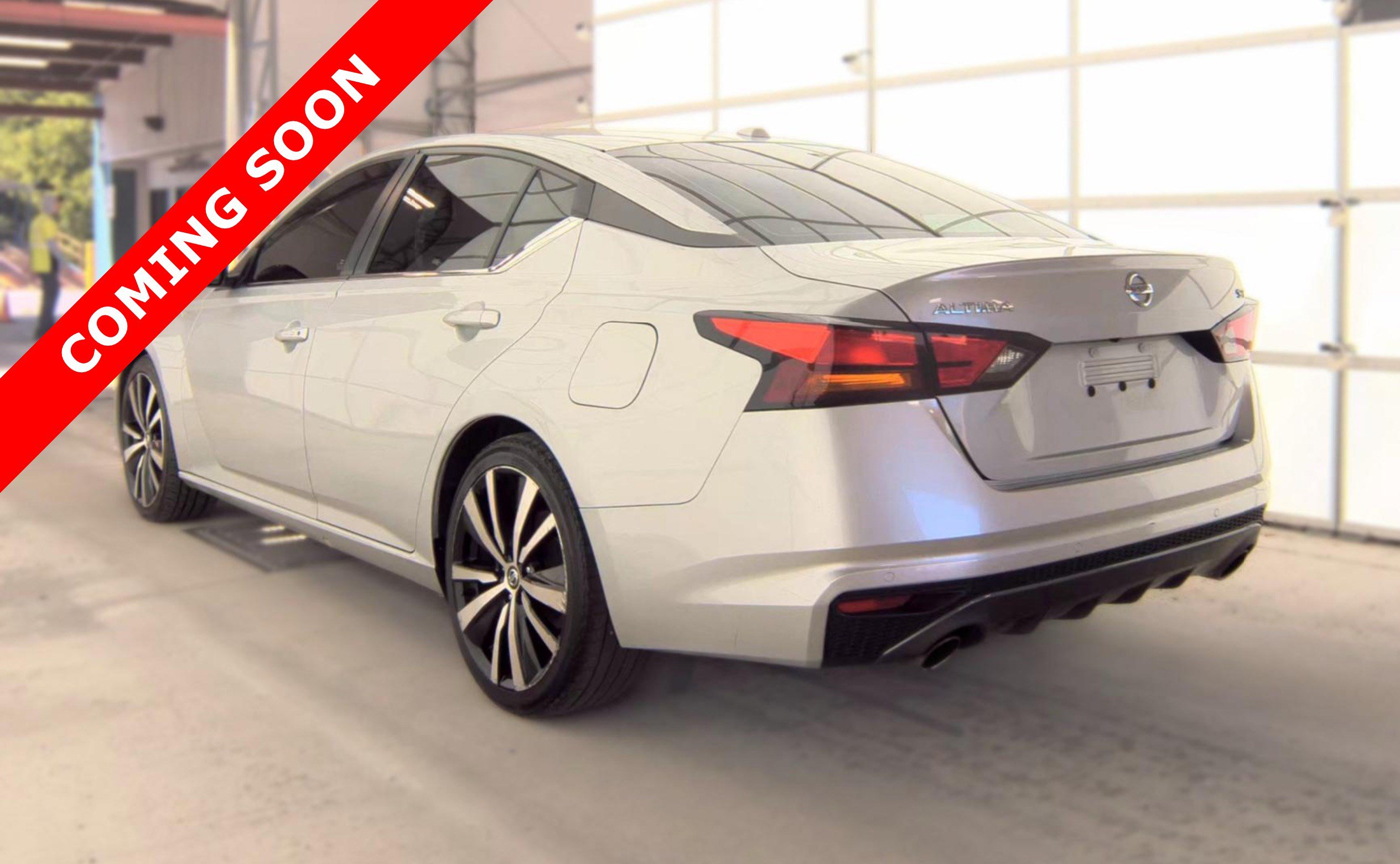 Used 2022 Nissan Altima 2.5 SR FWD image 4