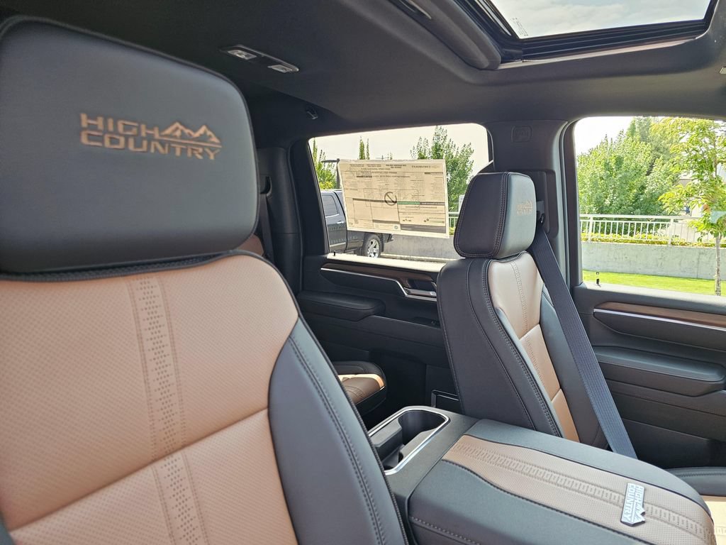 New 2026 Chevrolet Silverado 3500 High Country w/ High Country Premium Package AWD/4WD image 11