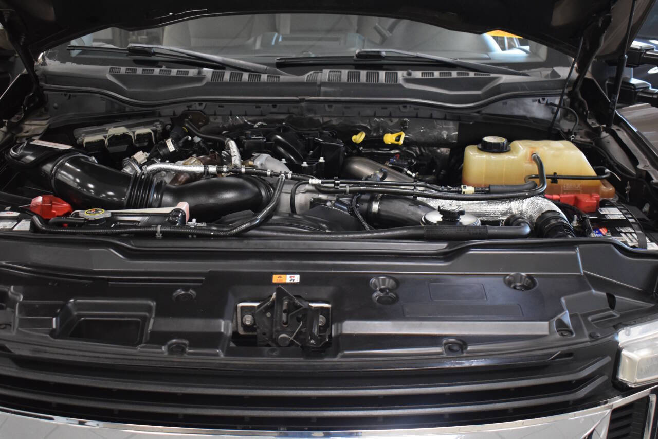 Used 2017 Ford F350 XLT w/ XLT Premium Package image 53