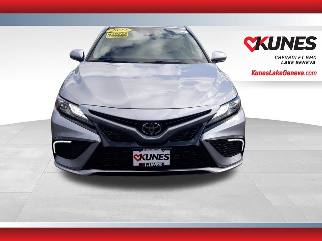 Used 2022 Toyota Camry XSE FWD image 3