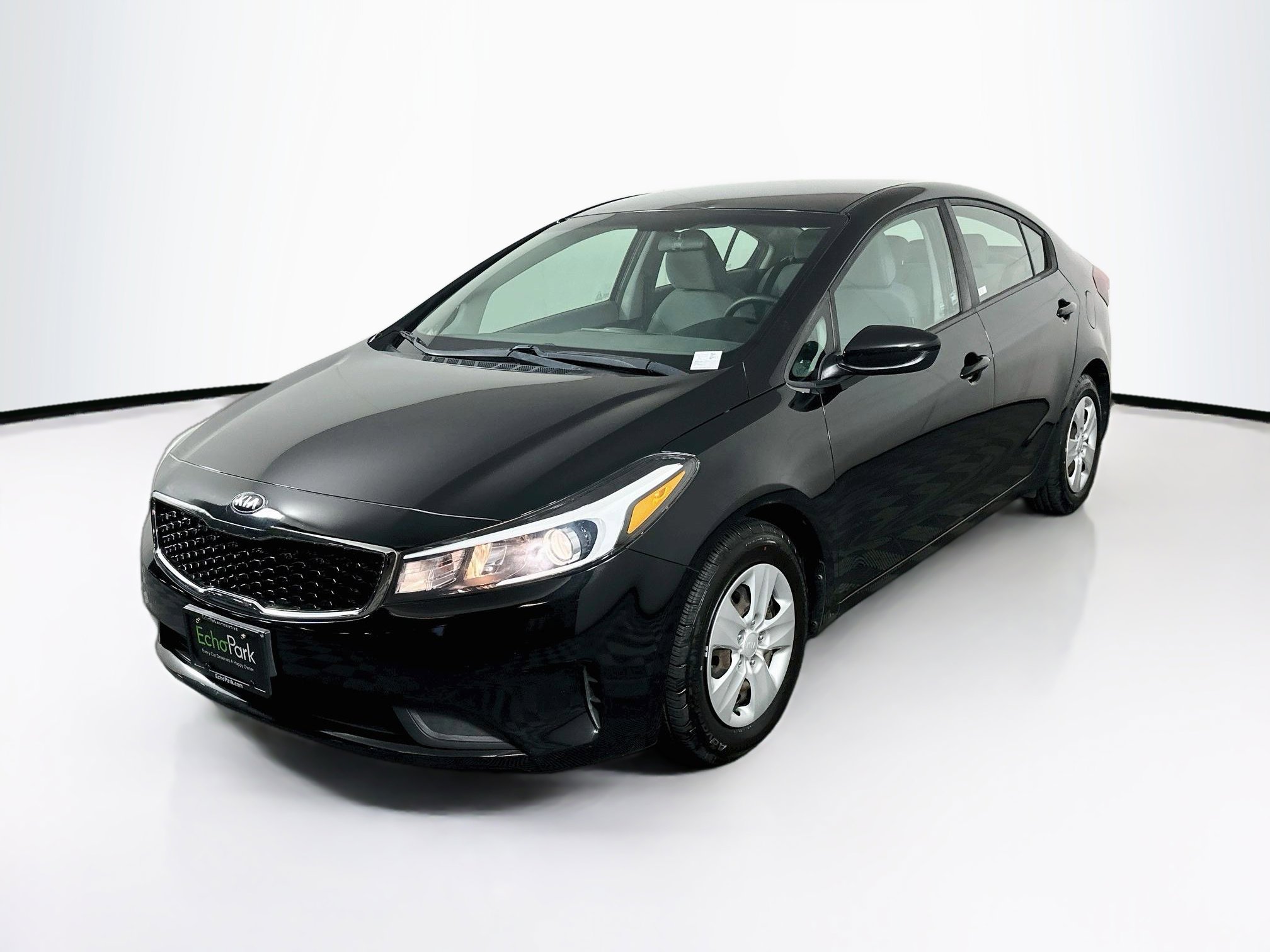 Used 2018 Kia Forte LX w/ LX Popular Package FWD image 3