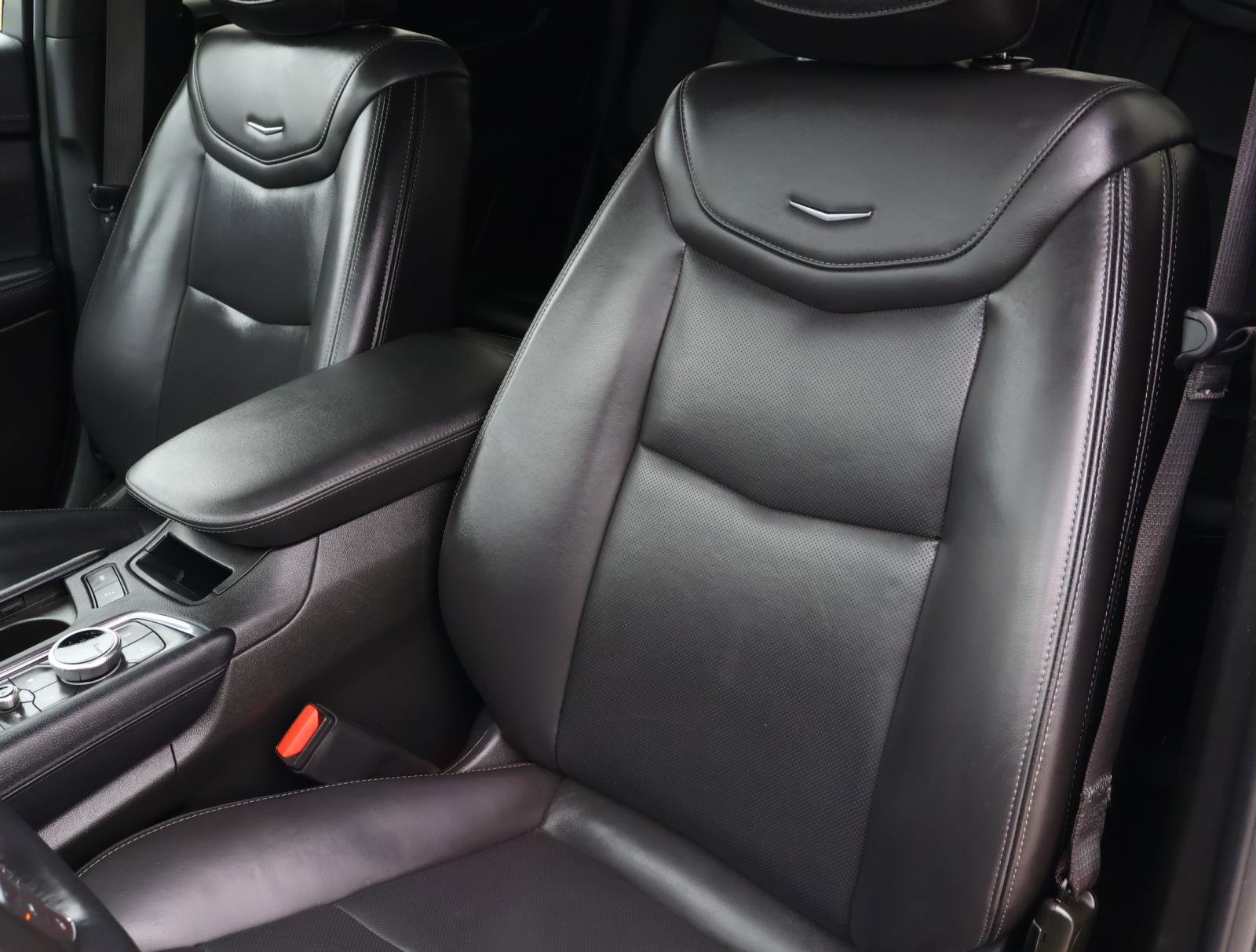 Used 2024 Cadillac XT5 Premium Luxury image 18