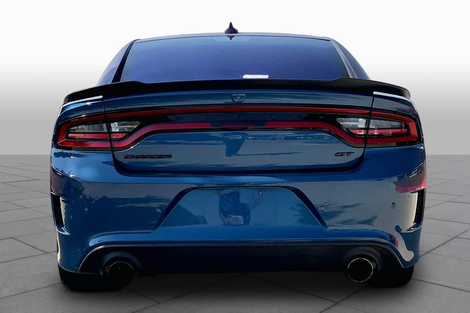Used 2020 Dodge Charger GT w/ Blacktop Package RWD image 4