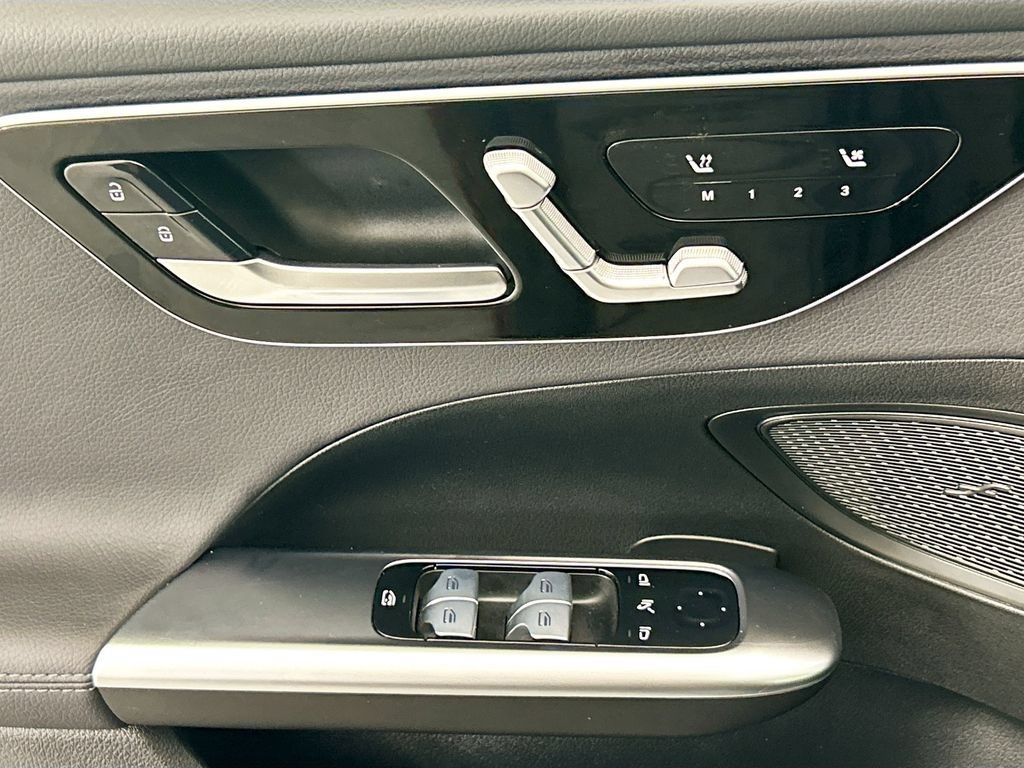 Certified 2026 Mercedes-Benz C 300 Sedan image 21