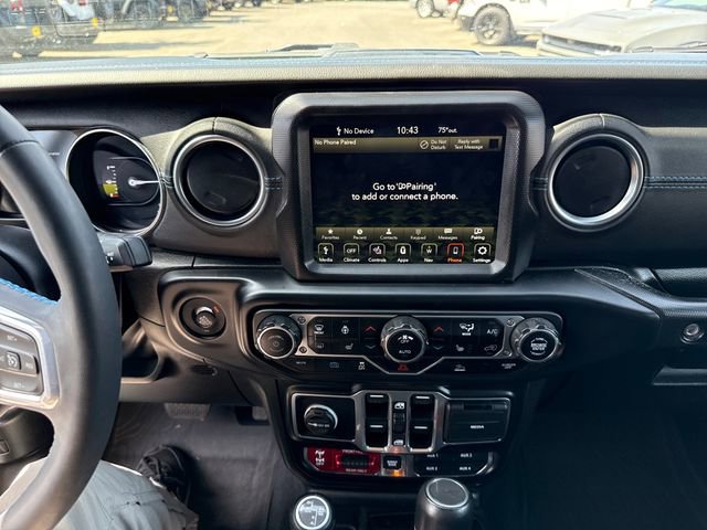 Used 2023 Jeep Wrangler Unlimited Rubicon 4xe w/ Cold Weather Group AWD/4WD image 21