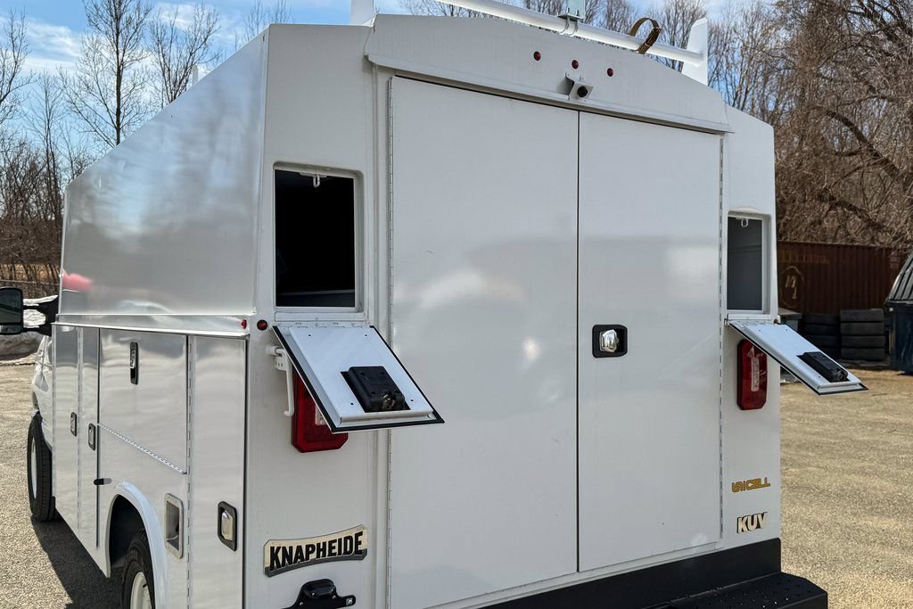 New 2025 Ford E-350 and Econoline 350 Super Duty w/ Power Equipment Group RWD image 16
