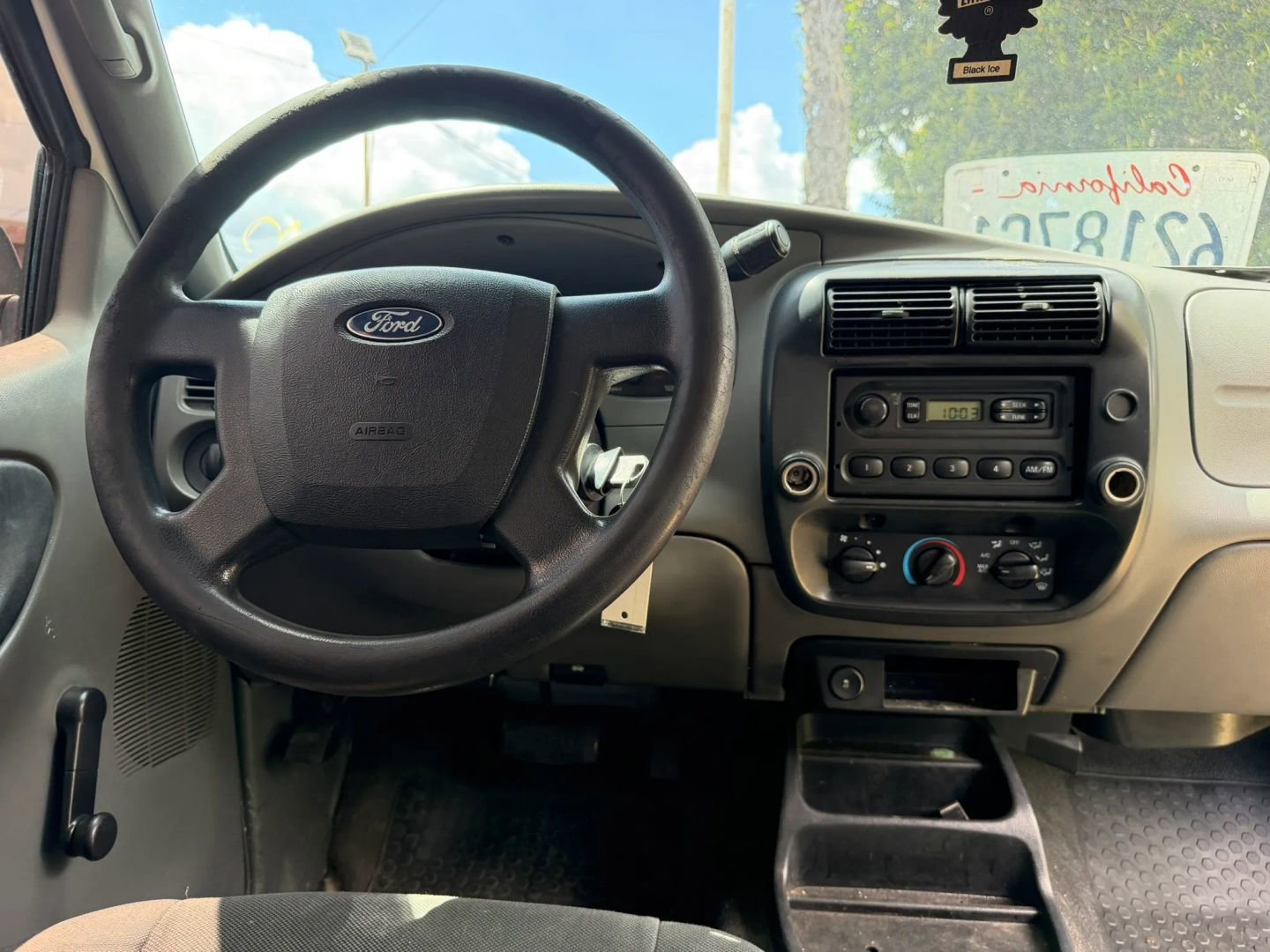 Used 2011 Ford Ranger XL image 14