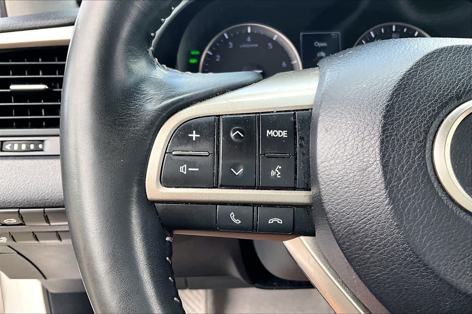 Used 2018 Lexus RX 350 FWD w/ Premium Package image 21