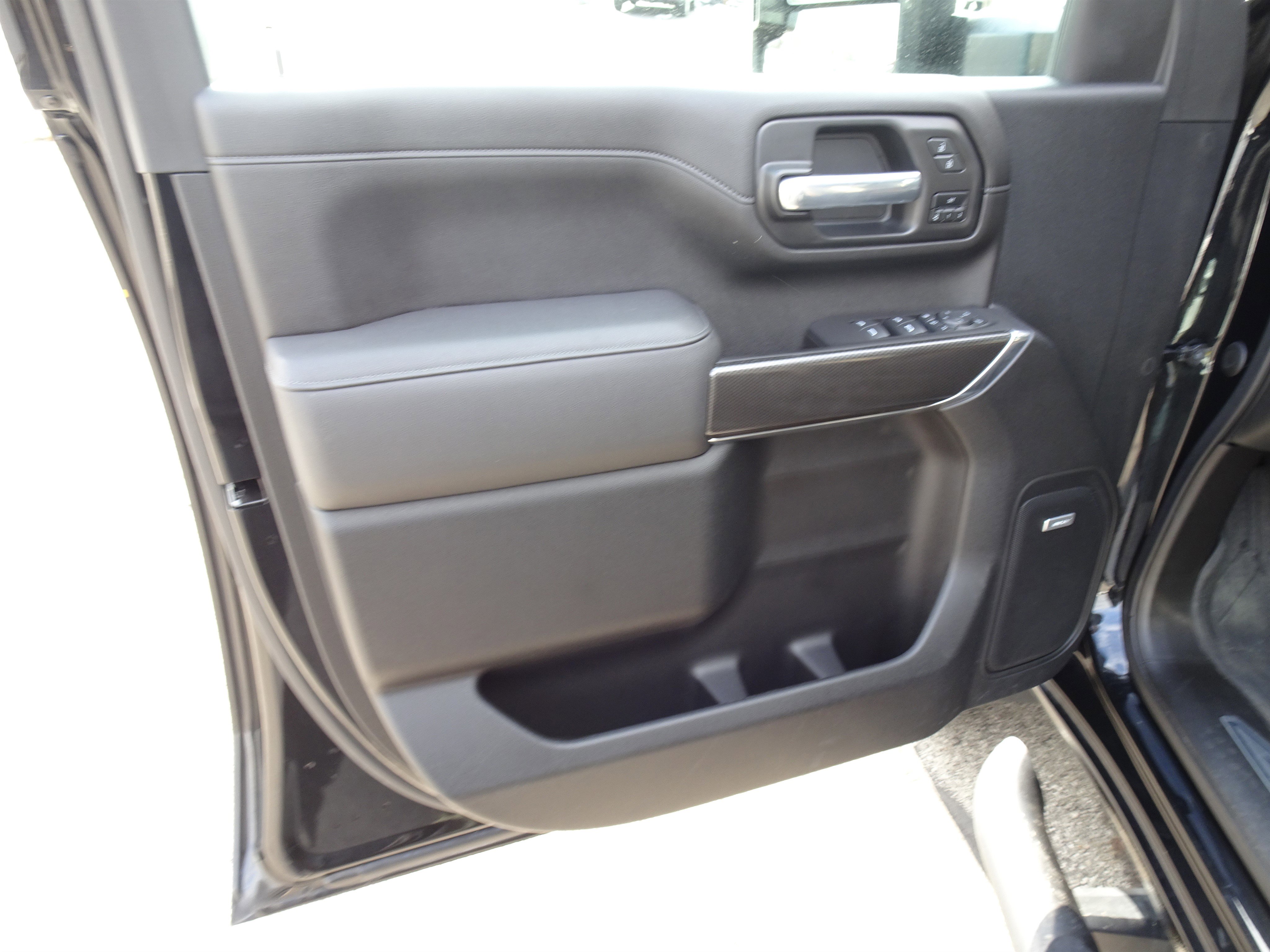 Used 2021 Chevrolet Silverado 2500 LTZ w/ Carhartt Edition image 16