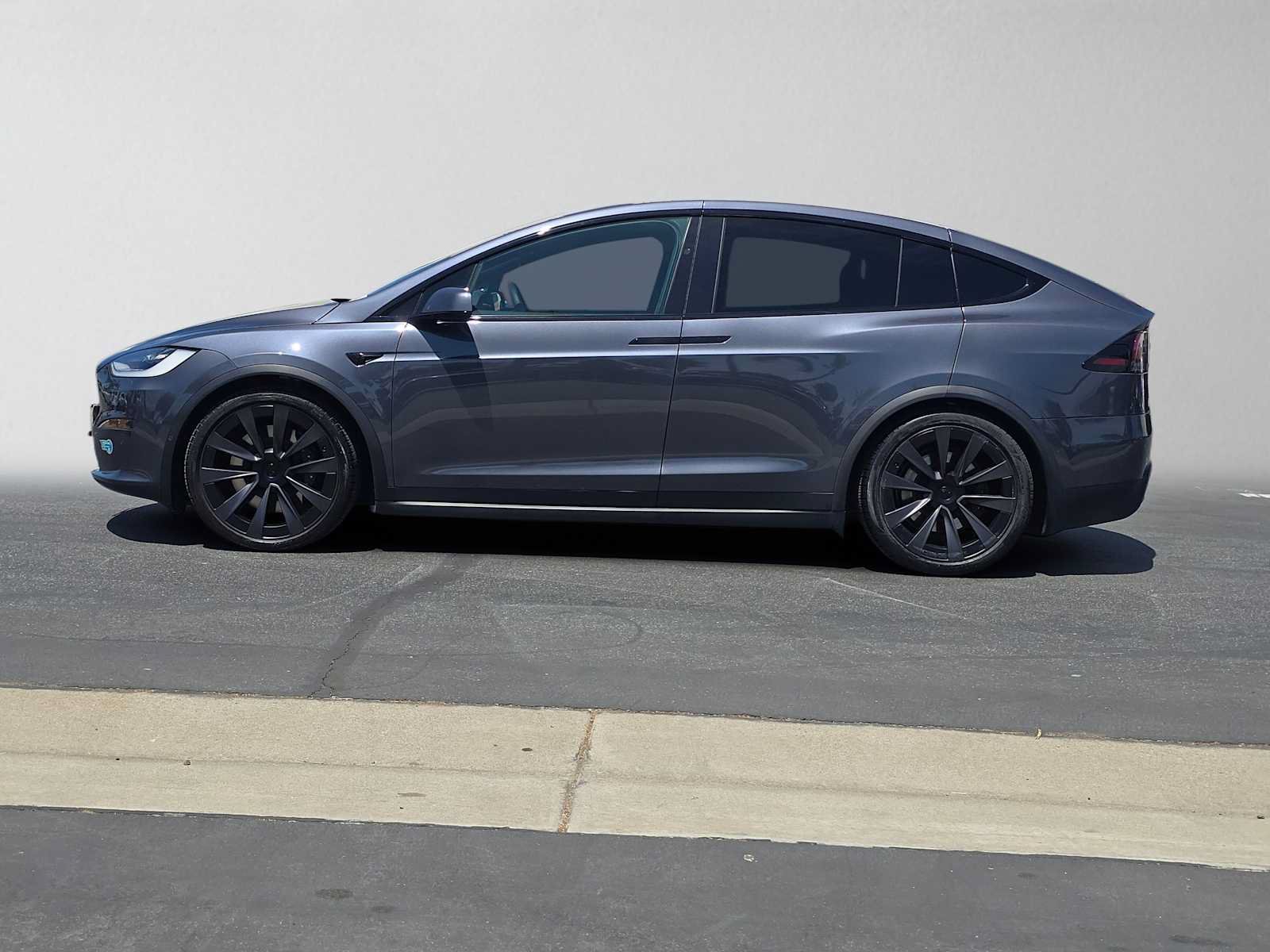 Used 2023 Tesla Model X AWD/4WD image 6