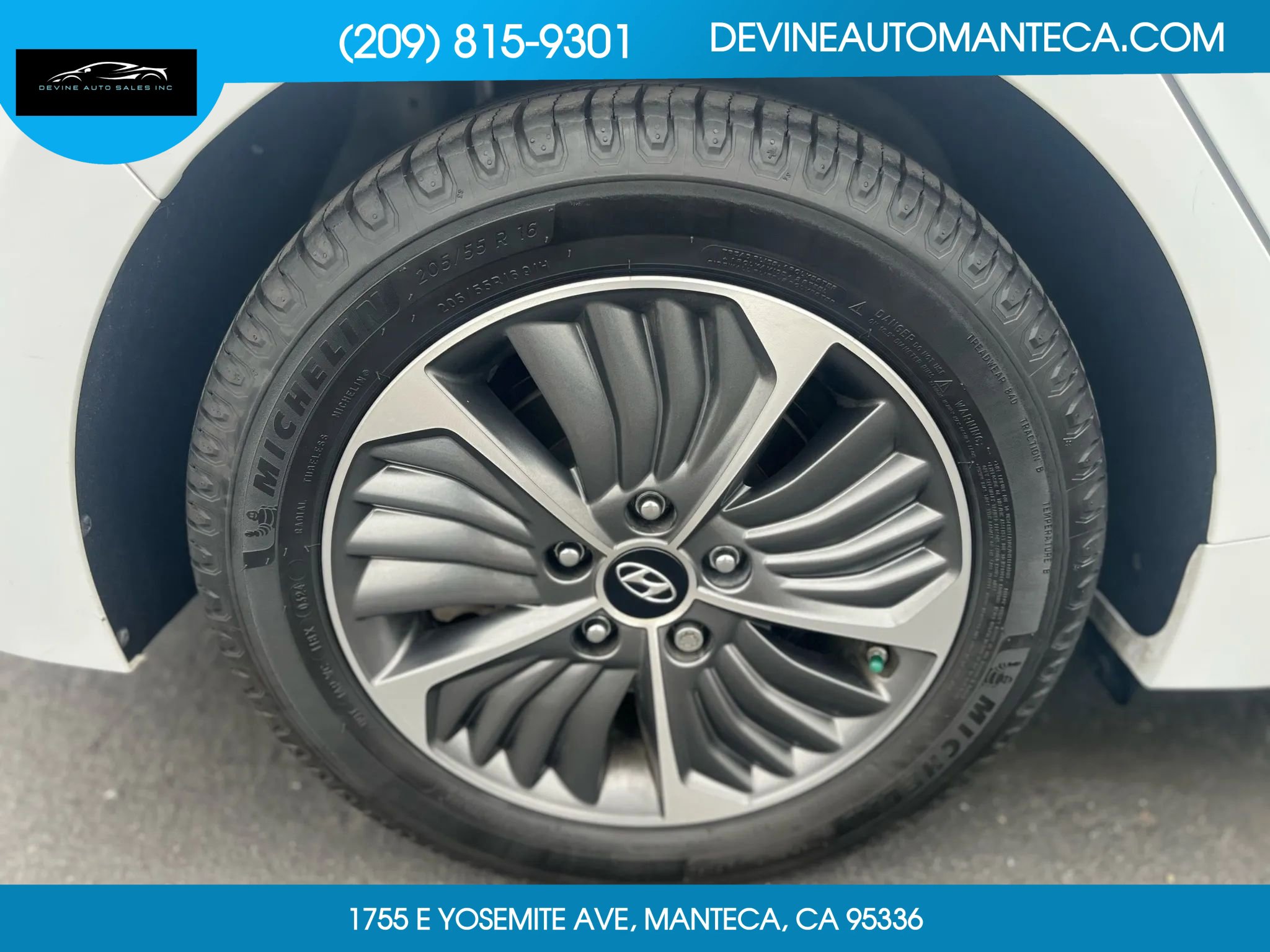 Used 2020 Hyundai Ioniq SE image 10