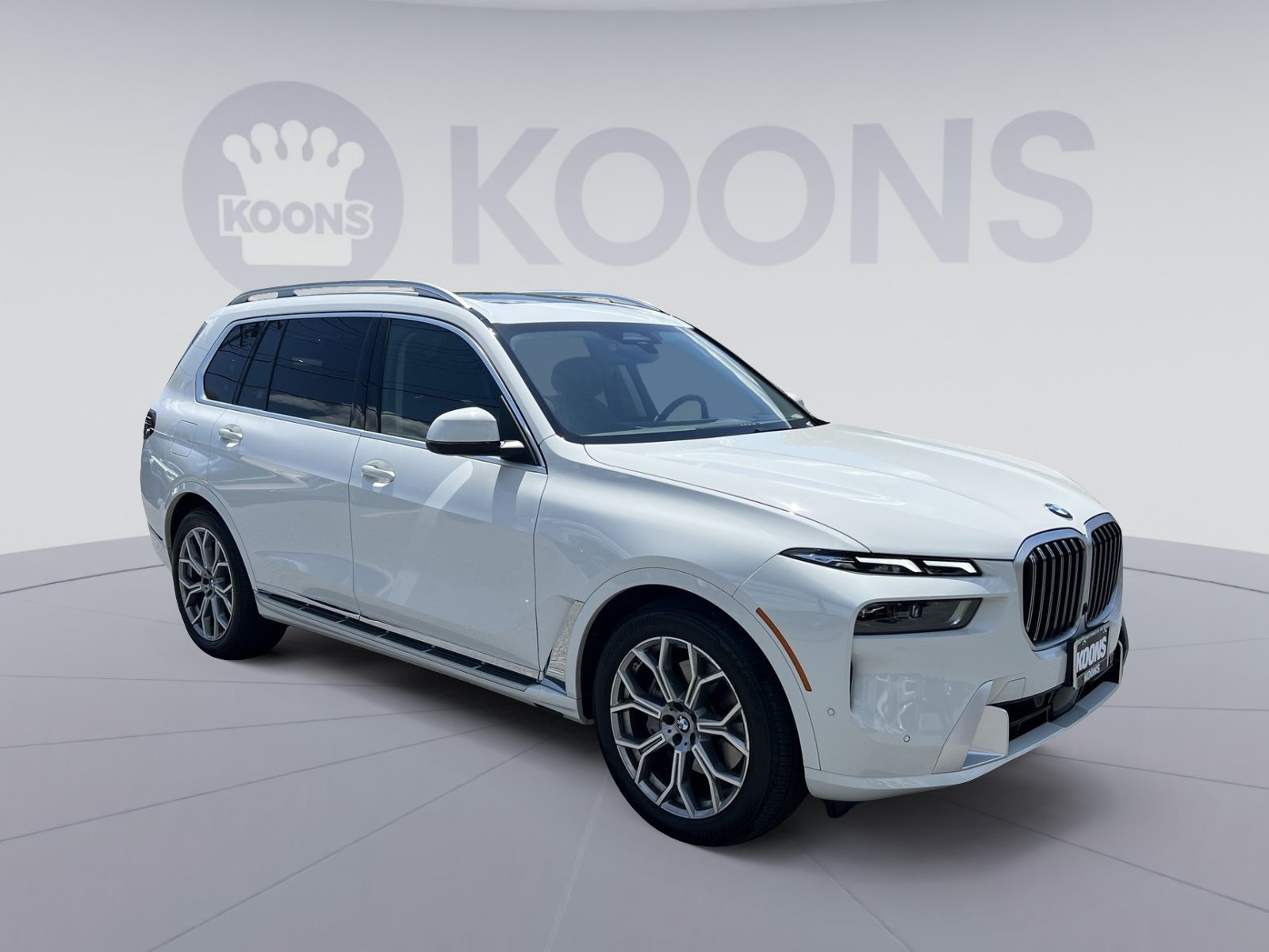 Used 2024 BMW X7 xDrive40i w/ Premium Package AWD/4WD image 10