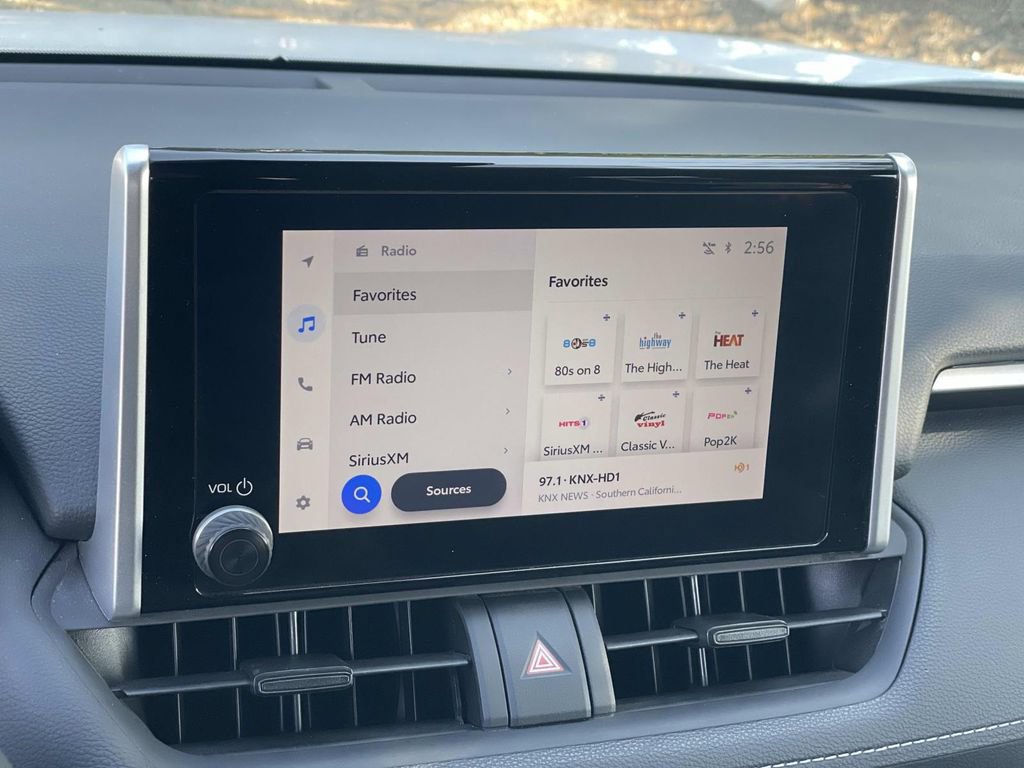 Used 2024 Toyota RAV4 LE image 10